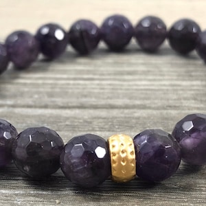 Pulseira VALORA/pulseira elástica facetada de ametista roxa com contas espaçadoras de ouro fosco/joias de pedras preciosas genuínas