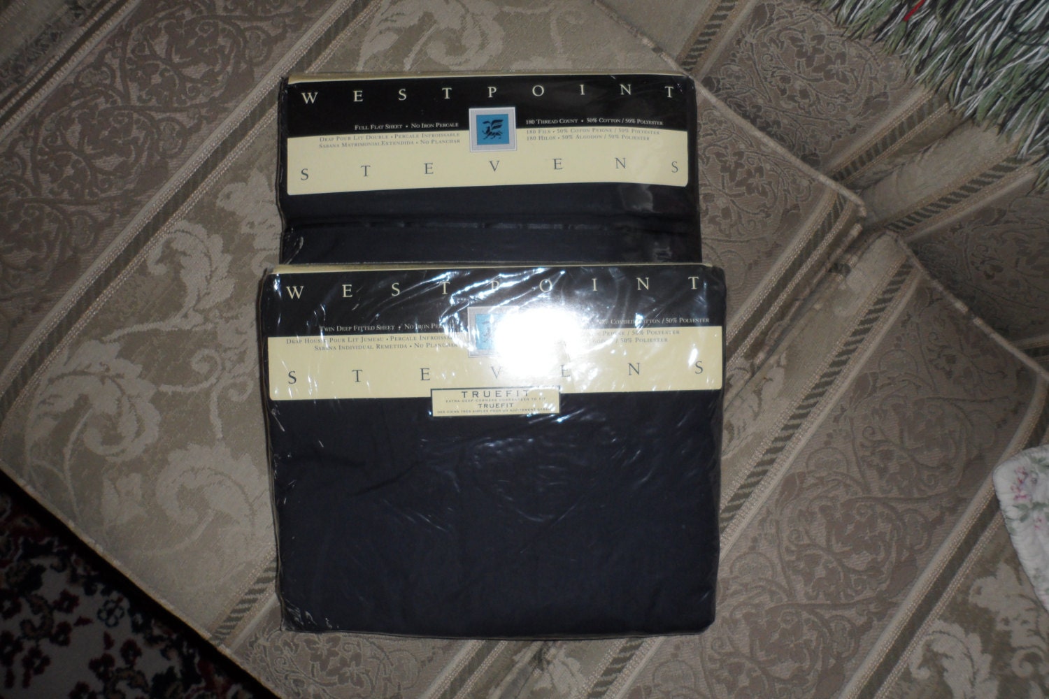 Vintage 1960s Bed Sheets/Black SET 
