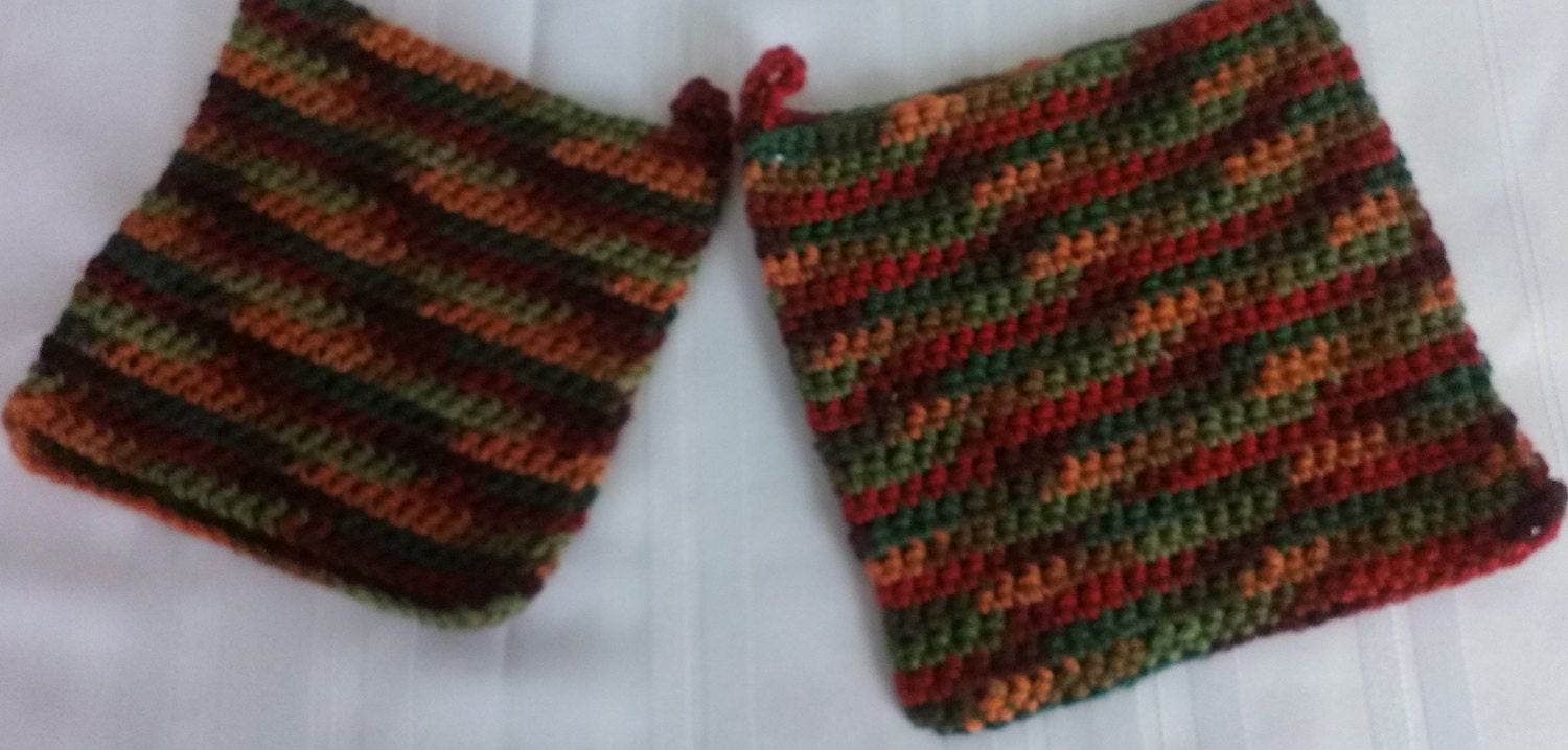 Pot Holders 2 Completed in Acrylic Yarn. the Color is - Etsy