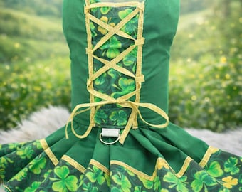St Patrick’s Day Pet Dress with D Ring – Shamrock Pet Outfit – Irish Green Pet Dress – Handmade Dog Cat Dress – Small & Large Pets