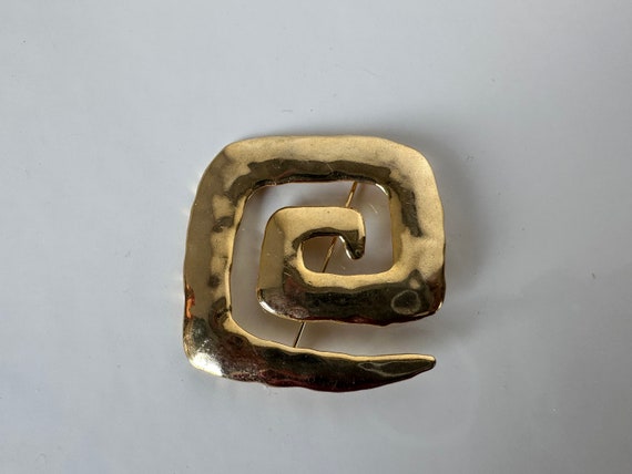 Modernist Brutalist Brooch Gilded Gold JJ Jonette… - image 1