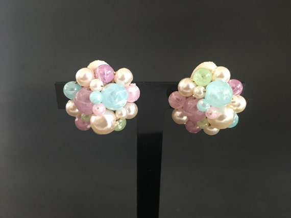 Vintage Pink, Purple and White Cluster Bead Clip … - image 1