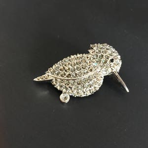 Spectacular Bird of Paradise Kingfisher Rhinestone and Silvertone Brooch Figural Bird Pin image 2