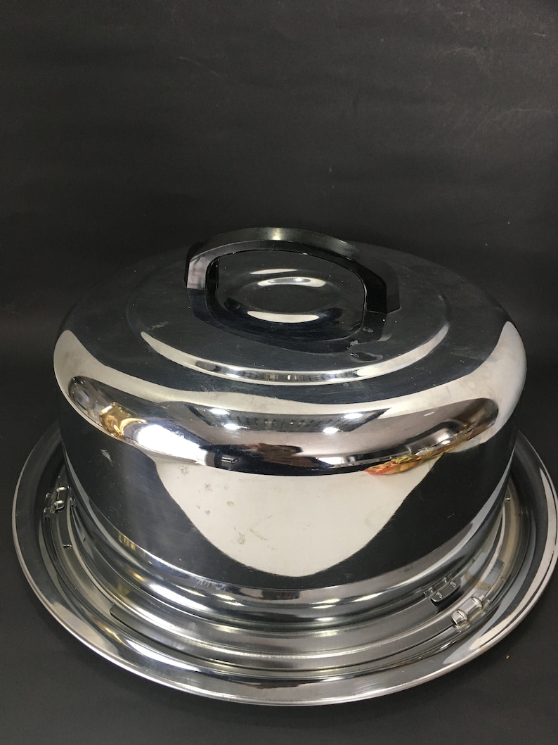 Chrome Cake CarrierPlatter with Lock System The Everedy Co