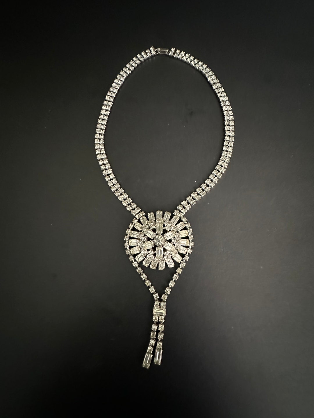 Jayflex Sterling Silver Rhinestone Chocker Necklace With a