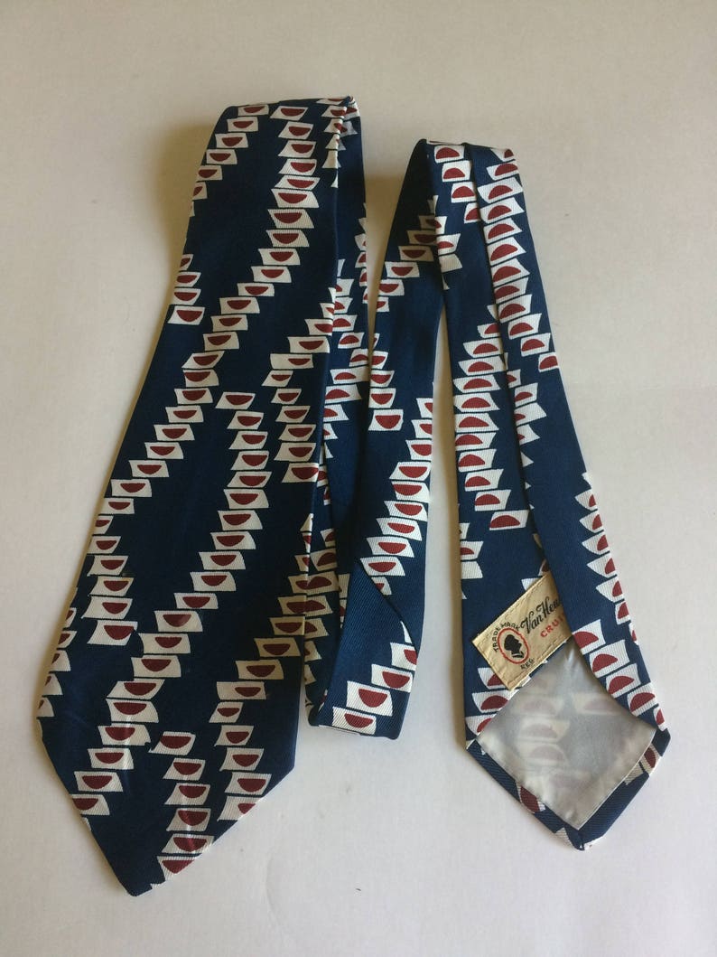 1940s Fun Wide Swing Tie Jump Necktie Van Heusen Cruise Tie - Etsy