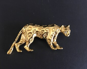 Vintage Gold Tone Leopard Brooch With Rhinestone Eyes