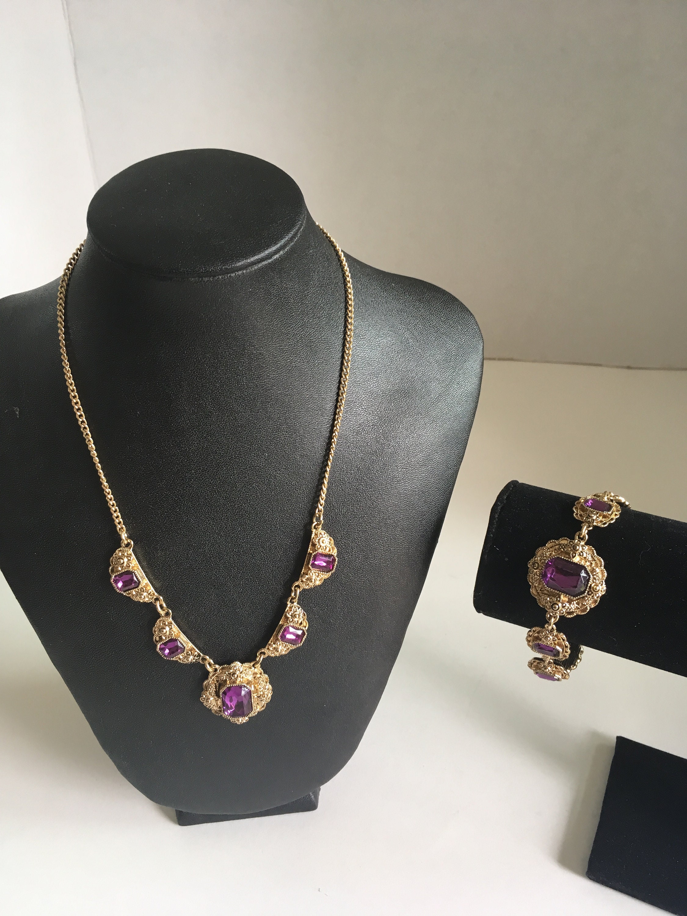 Vintage Avon Gold Tone Necklace With Amethyst Rhinestones and