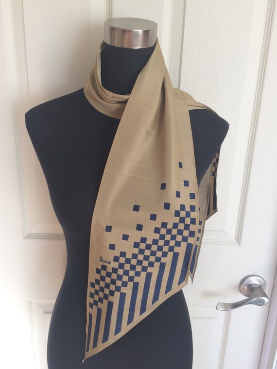 Vintage Vera Neumann Scarf with a Blue and Beige … - image 4
