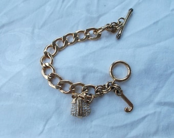 Juicy Couture 2000 Puffy Pave Rhinestone Heart With Bow Charm Gold Bracelet