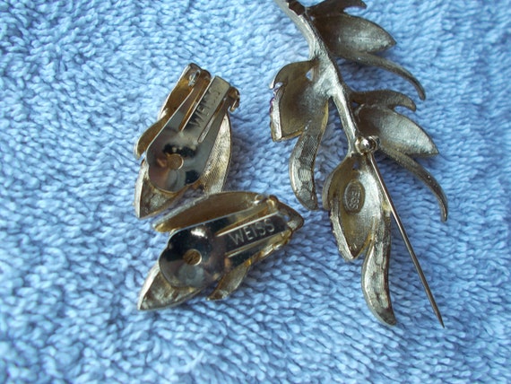 Vtg WEISS Branch Berries Brooch & Clip Earrings S… - image 4