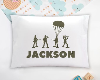 Fronha personalizada com tema de soldados do exército, decoração para quarto infantil com tema militar.