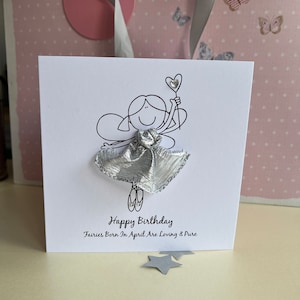 Tarjeta de cumpleaños de hada de abril: hecha a mano y adornada: tarjeta de cumpleaños para abril.