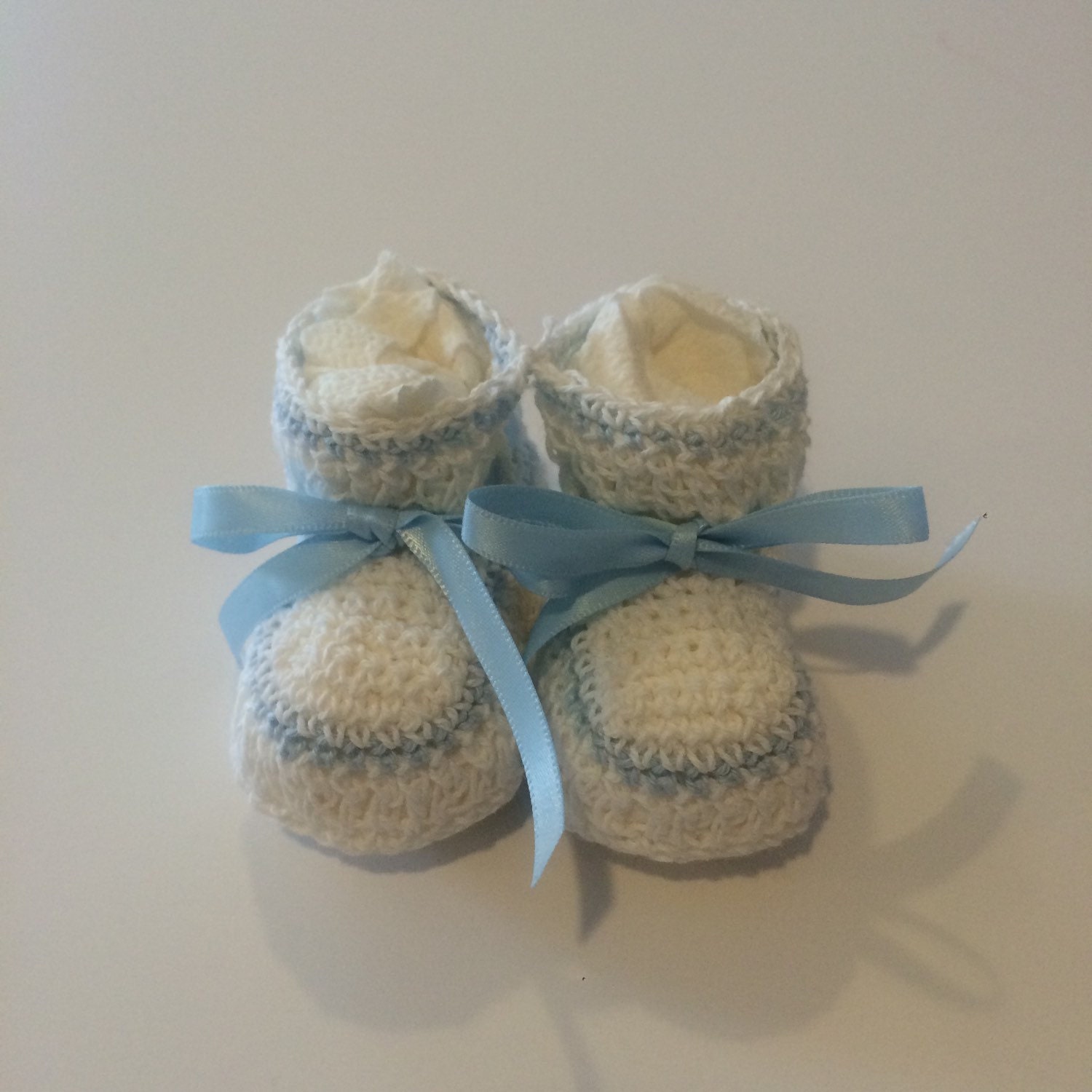 Newborn baby bootiesCrocheted bootiesWhite/blue striped baby Etsy