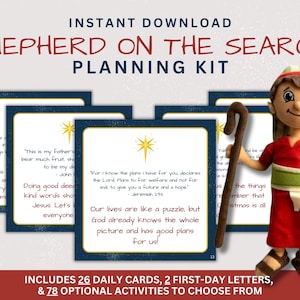 Peut inclure: Un kit de planification imprimable pour un programme de Noël pour enfants. Le kit comprend 26 cartes quotidiennes, 2 lettres du premier jour et 78 activités facultatives. L'image présente un poupon en peluche de berger et des cartes avec des citations inspirantes sur la foi et l'espoir.