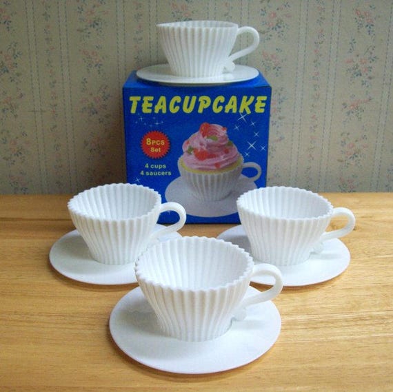 Teacups Set of Silicone Cupcake Baking Molds With 4 Silicone Tea Cups and 4  Plastic Saucers in 4 Colors for Cupcakes 