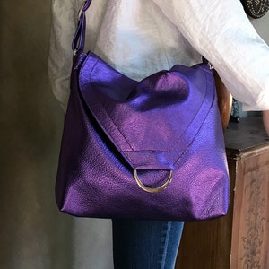 Metallic Purple leather Shoulder bag, or Crossbody, Adjustable Strap, zipper pocket, Lined with pockets, lining options, key hook clasp image 3