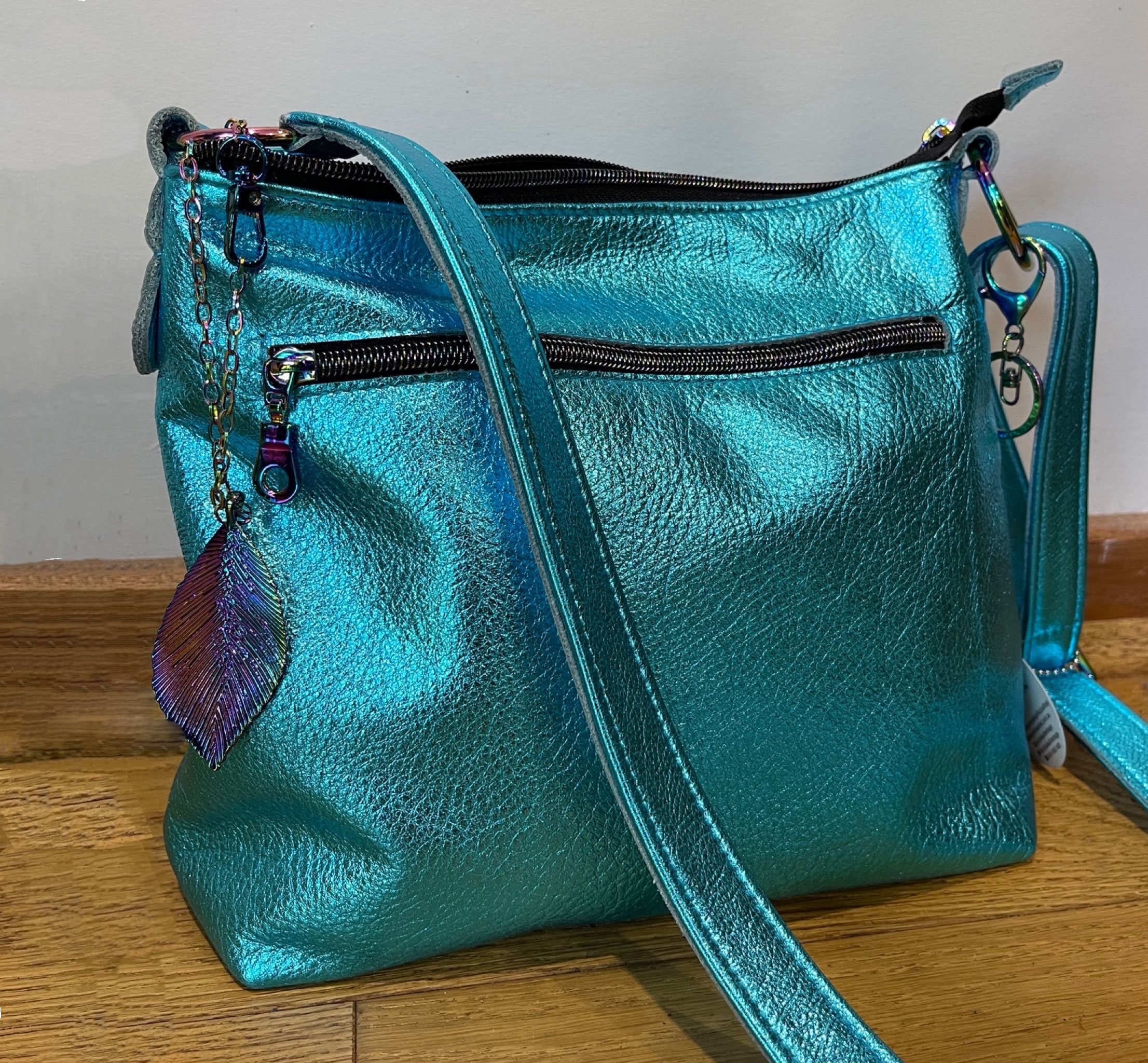 Metallic Turquoise Crossbody Bag Lined Bag Zipper Pockets 