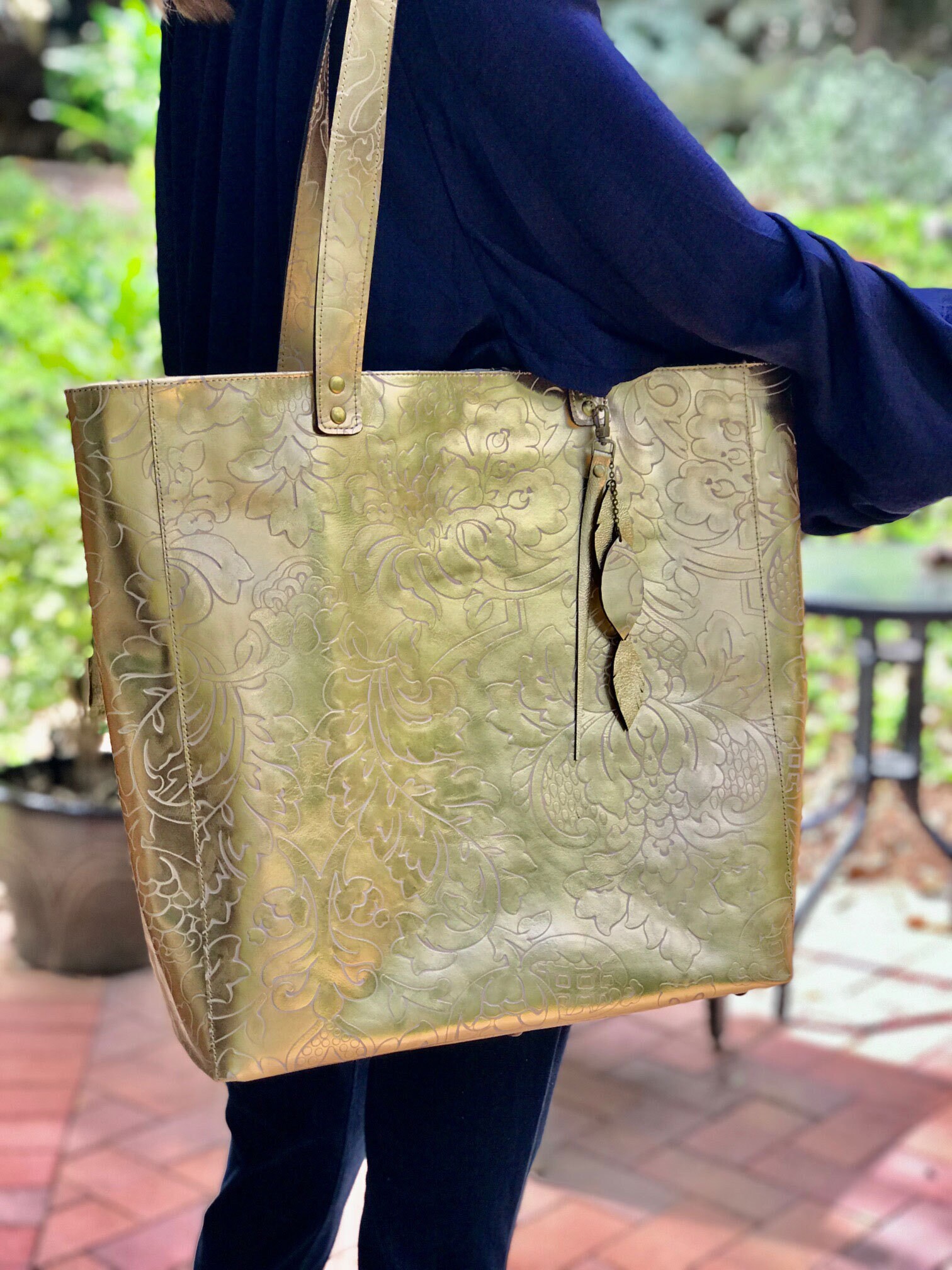 Metallic gold hotsell tote bag