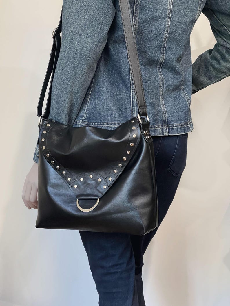 Handmade Black Leather Crossbody Bag, Studded Flap, Adjustable Strap, antique brass or silver bild 4