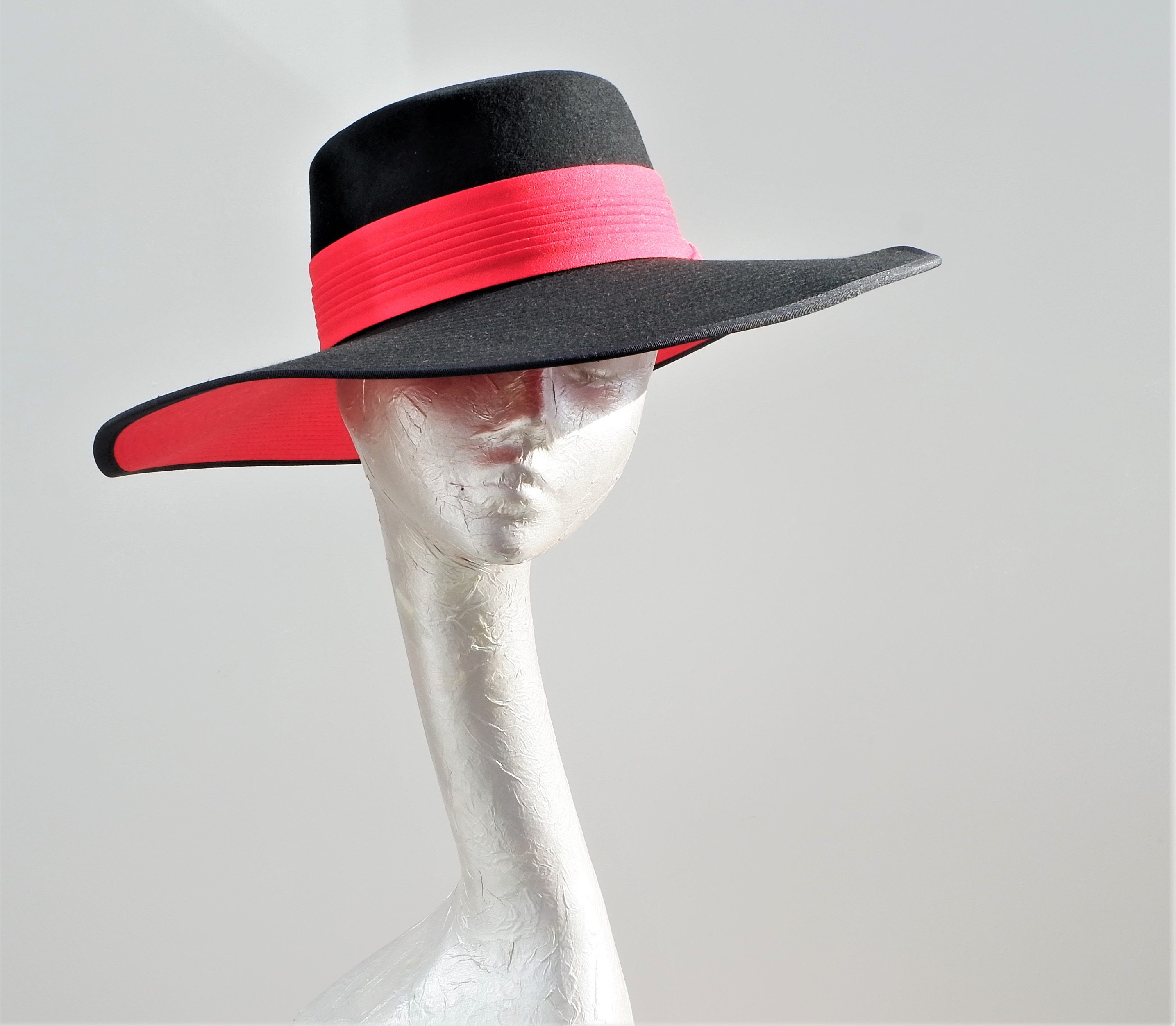 Red Spanish style wide brim wool Fedora Hat