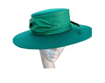 Arlo - Emerald Green Felt High Crown Boater - Etsy display picture 3