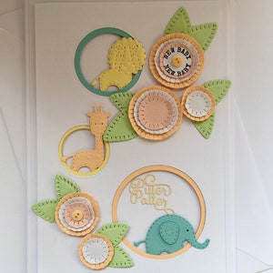 Nouveau bébé, carte faite à la main avec de jolies fleurs et un lion, une girafe et un éléphant.