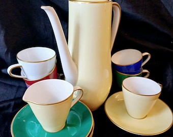 Hutschenreuther Tea Set – Vintage Floral Garland Porcelain With
