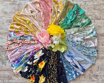 Floral Twist Headband: Soft Knit Knotted Headband