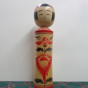 Japanese  Vintage Traditional Kokeshi Doll ”Naruko&quot; Gotoh Akira (1935 ~ ) 9.5&quot;