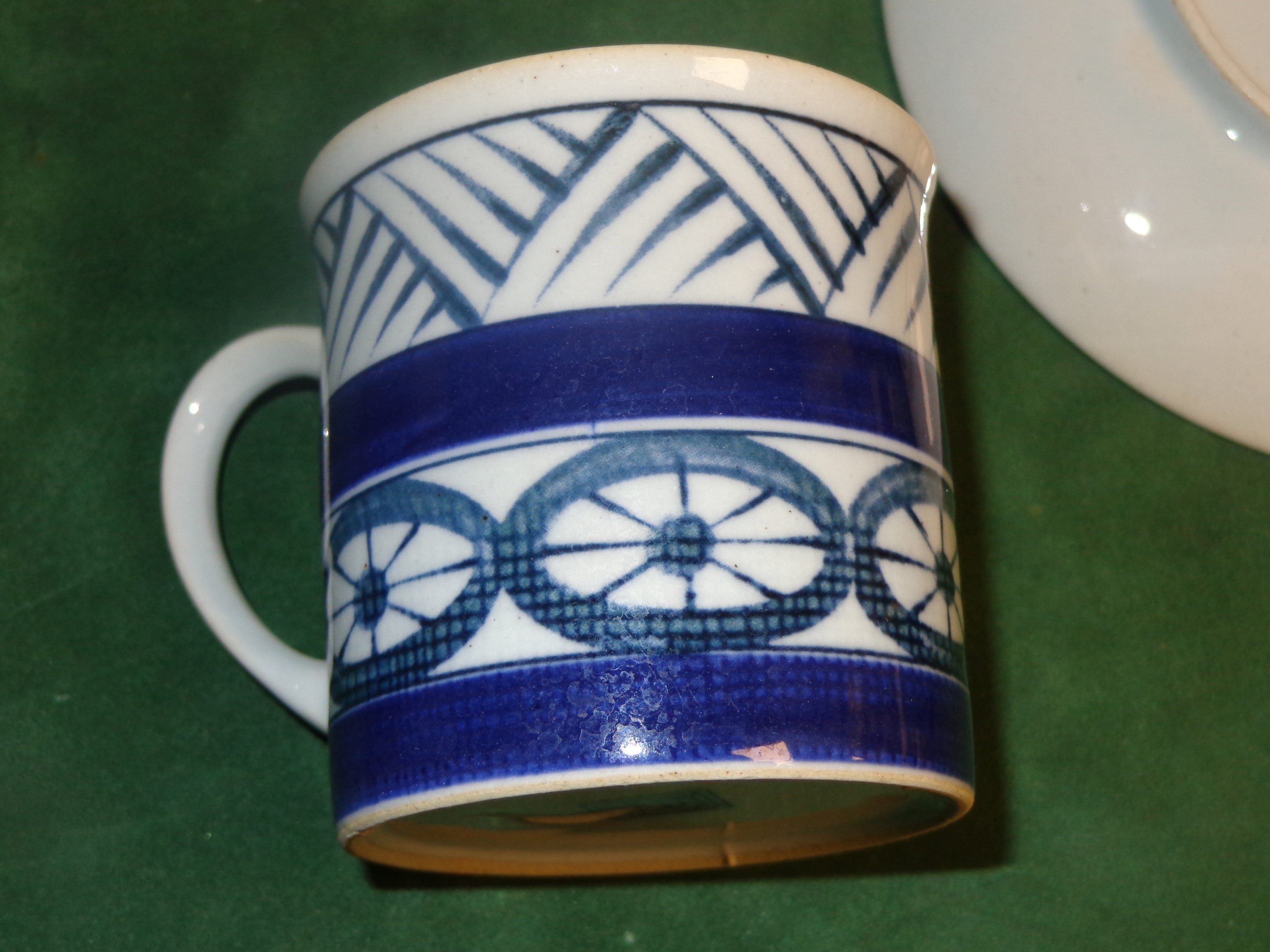 Japanese Vintage Set of 3 Coffee/tea Cups & Saucers Mino