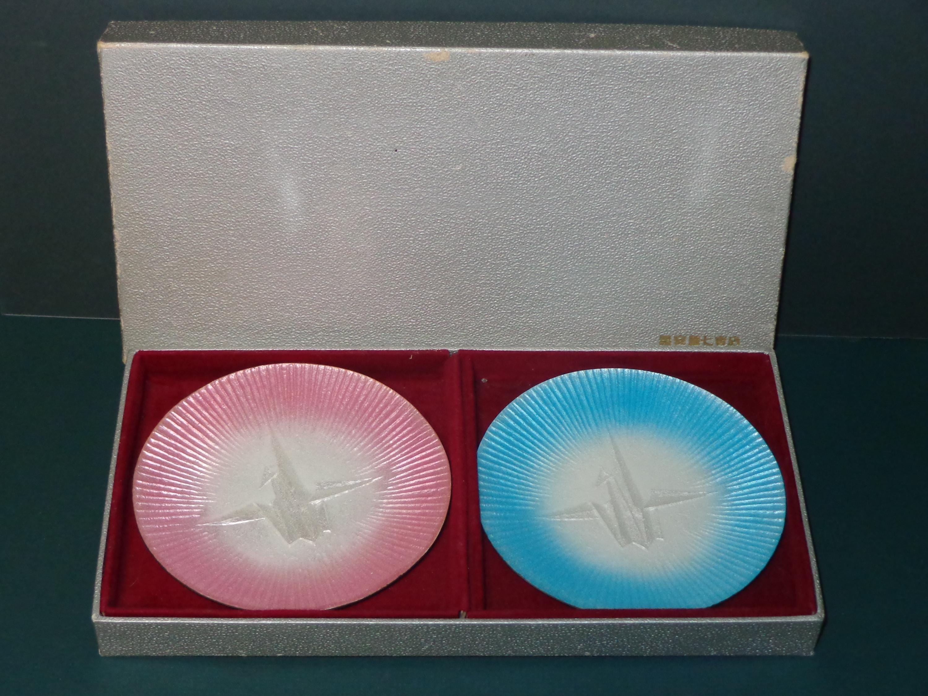 ANDO　安藤七宝店　七宝焼き　小皿　1枚　飾り皿　オマケ1枚 ANDO 安藤七宝店 七宝焼き 小皿 1枚 飾り皿 オマケ1枚 ANDO 安藤