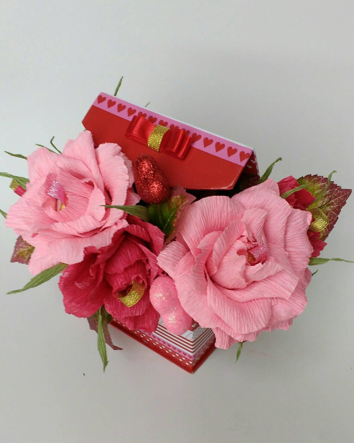 Valentine's Day Gift Box With Ferrero Rocher Paper Flowers Candy Box