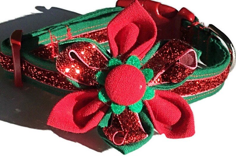 Red & Green Christmas Flower Collar for Girl Dogs and Cats image 2