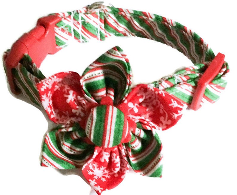 Christmas Candy Cane Dog or Cat Flower Collar with Red Standard Buckle Or Slip On Martingale, Red & Green Holiday Fabric Collar and Bow image 1