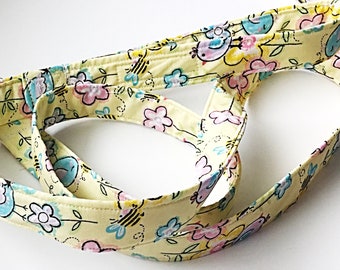 Yellow Birds and Bees Spring Dog Leash