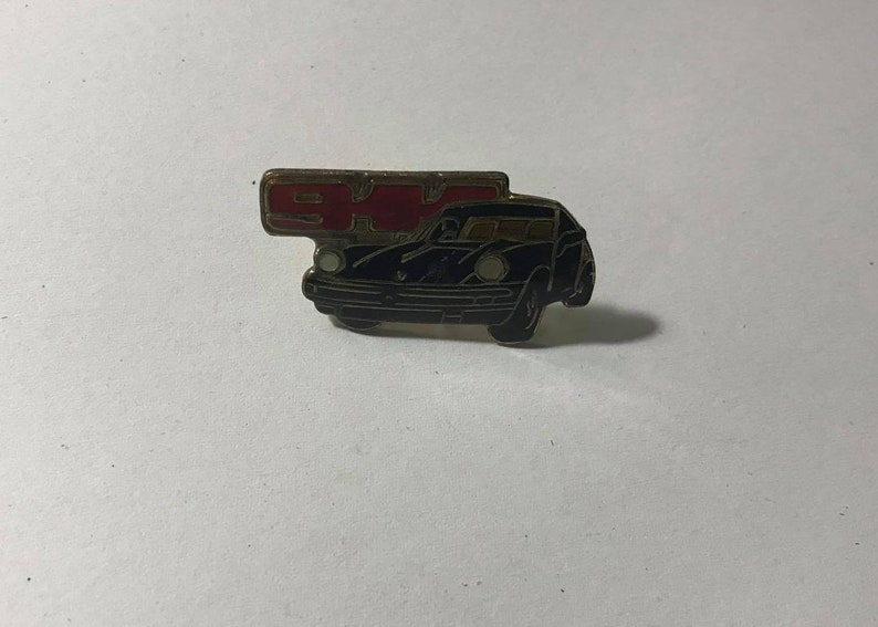 Porsche 944 pin .