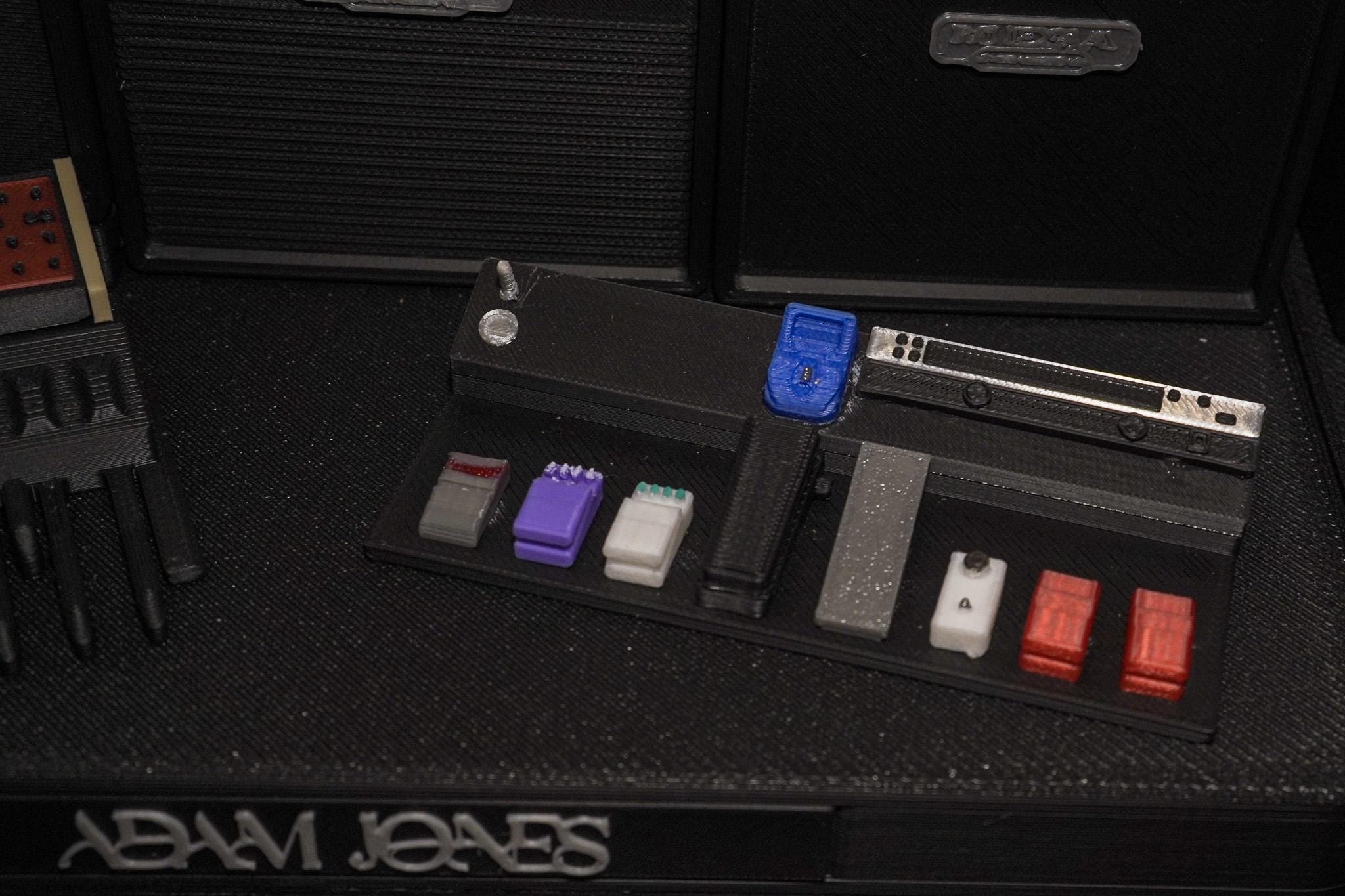 1:12 Scale TOOL Inspired Adam Jones Amplifier / Pedal Rig - Etsy