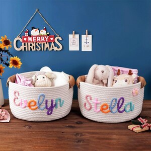 Personalisierter Baby-Dusche-Korb-Geschenk, Benutzerdefinierter Baby-Namenskorb, Haustier-Spielzeug-Korb, Baby-Geschenkkorb, Baby-Taufgeschenk, Neugeborener Geschenkkorb