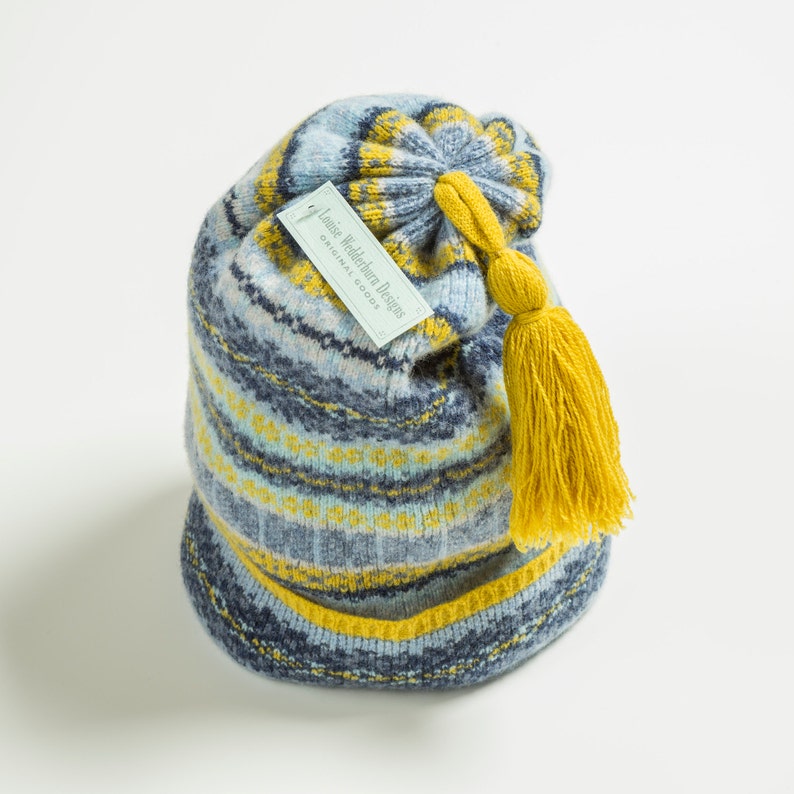 A Fisherman's fairisle Kep Hats seascape