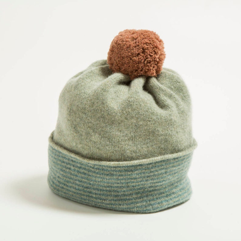 J Lambswool Pom Pom Knitted Hat sage/green beech pom