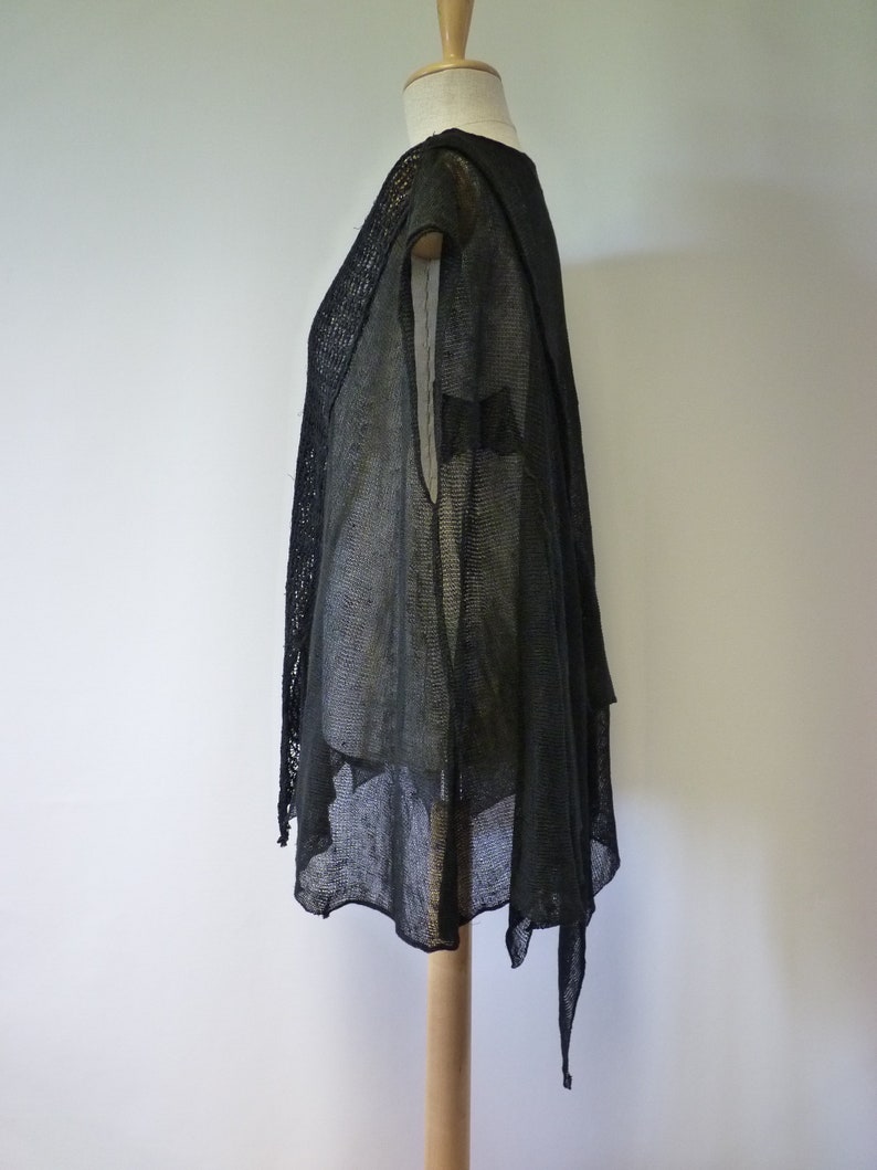 Knitted black linen blouse XXL size.