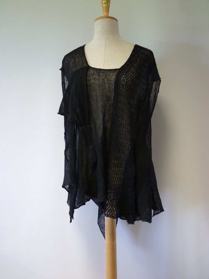 Knitted black linen blouse XXL size.