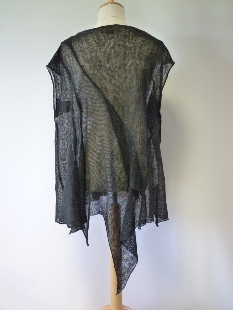 Knitted black linen blouse XXL size.