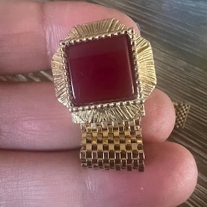 Gold Tone Red Stone Mesh Cuff Links Matching Tie Clip