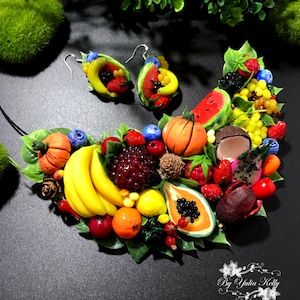 Colar de frutas suculentas, colar estilo verão, colar de frutas tropicais, colar com frutas, joias de frutas, joias de comida, joias de frutas vermelhas