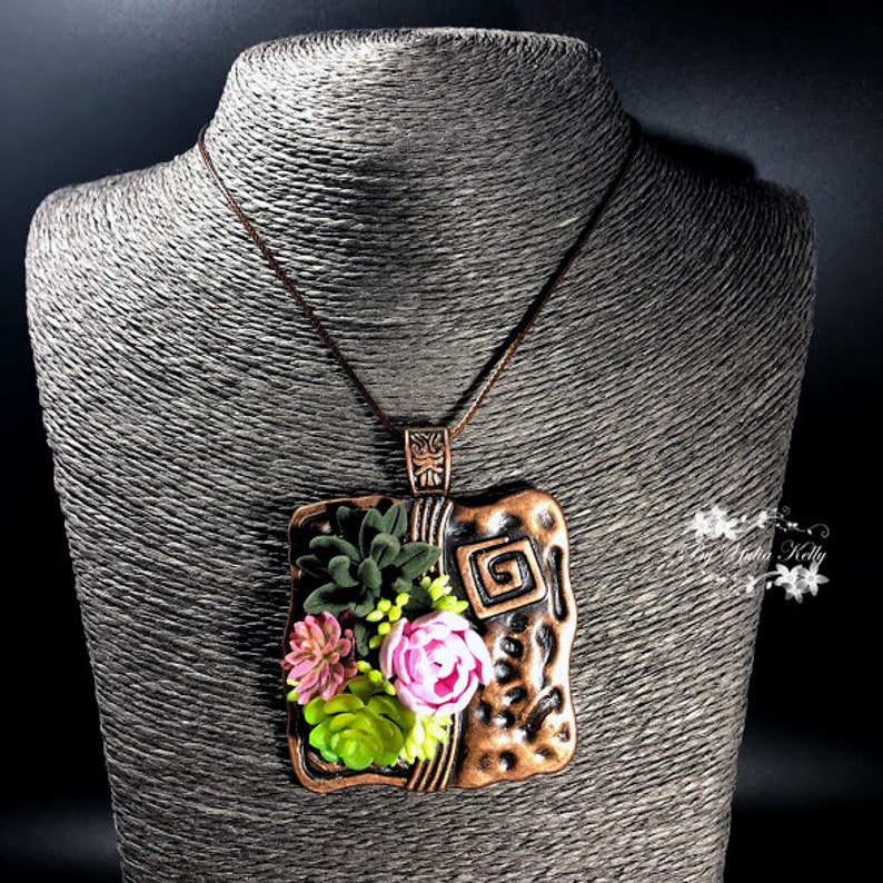 Polymer clay Succulent Green Botanical necklace Green Succulent pendant Polymer clay jewelry Succulent necklace Polymer clay necklace