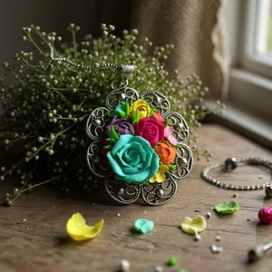 Pendant With Tiny Flowers, Romantic Flower Necklace, Polymer Clay Necklace, Floral Clay Necklace, Multicolored Necklace, Colourful Necklace