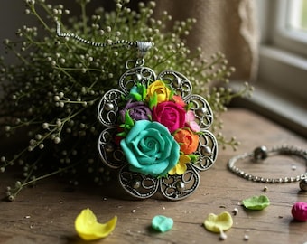 Pendentif floral en pâte polymère, médaillon en filigrane d'argent antique
