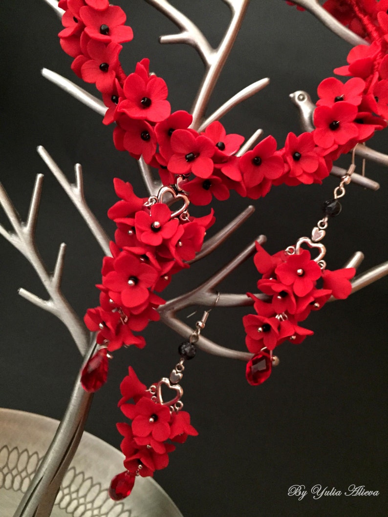 Handgjorda polymerlera röda blommor halsband örhängen set bild 5